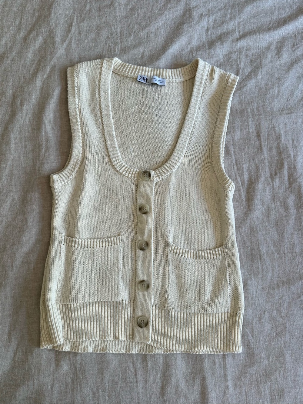 Zara Cream Knit Sweater Vest with Pockets Small